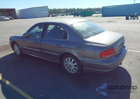 2004 Hyundai Sonata Gls/Lx from USA, damaged, VIN KMHWF35H14A941218